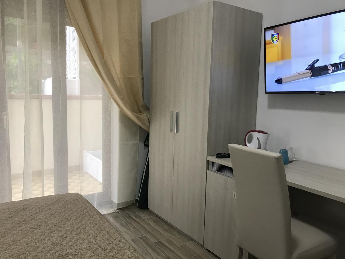 B&B Caruso Sorrento Bagian luar foto